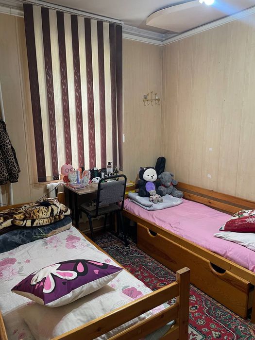 Сотилади квартира гиштли дом