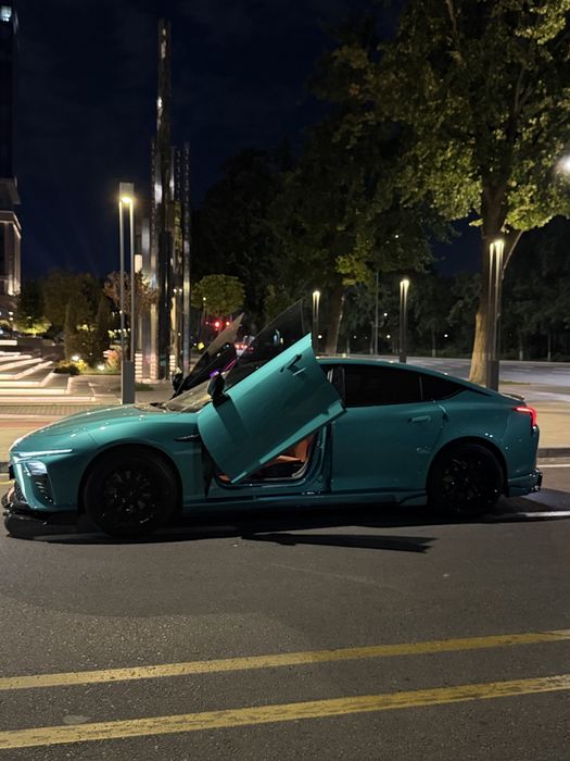 Neta S sport kar kraska toza
