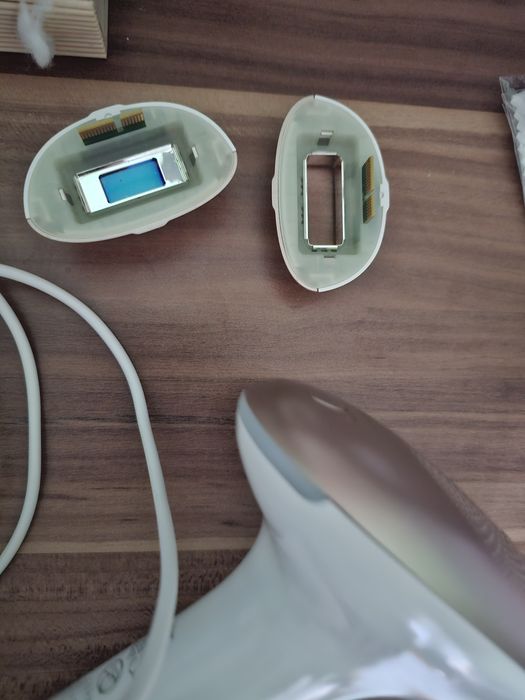 Цена 100 евро Фотоепилатор philips lumea sc1997/00