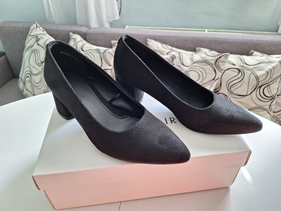 Дамски обувки на половин цена