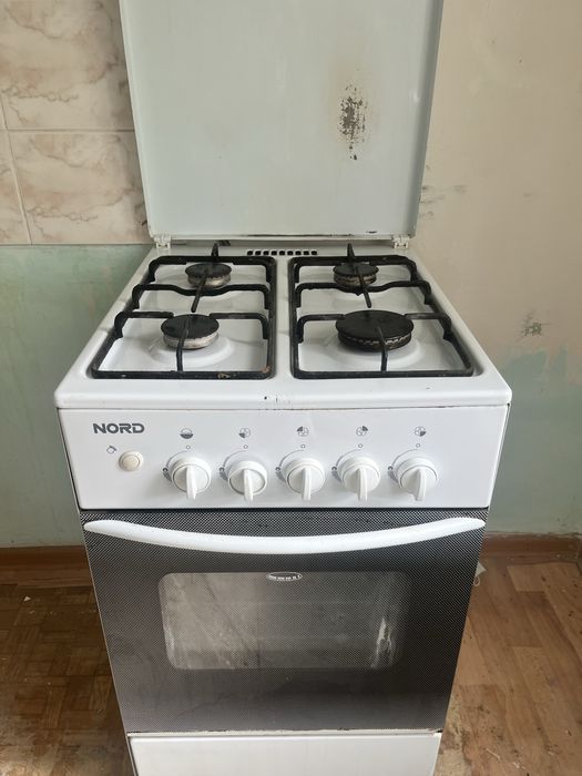 Продам газплиту           .