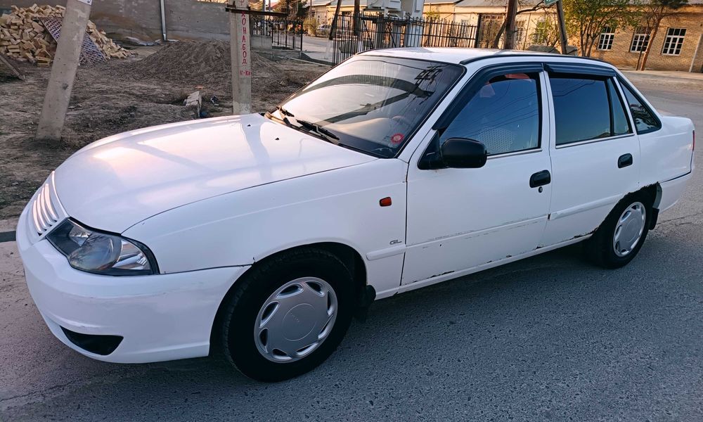 Нексия 2 2014 лукс кандитсанер