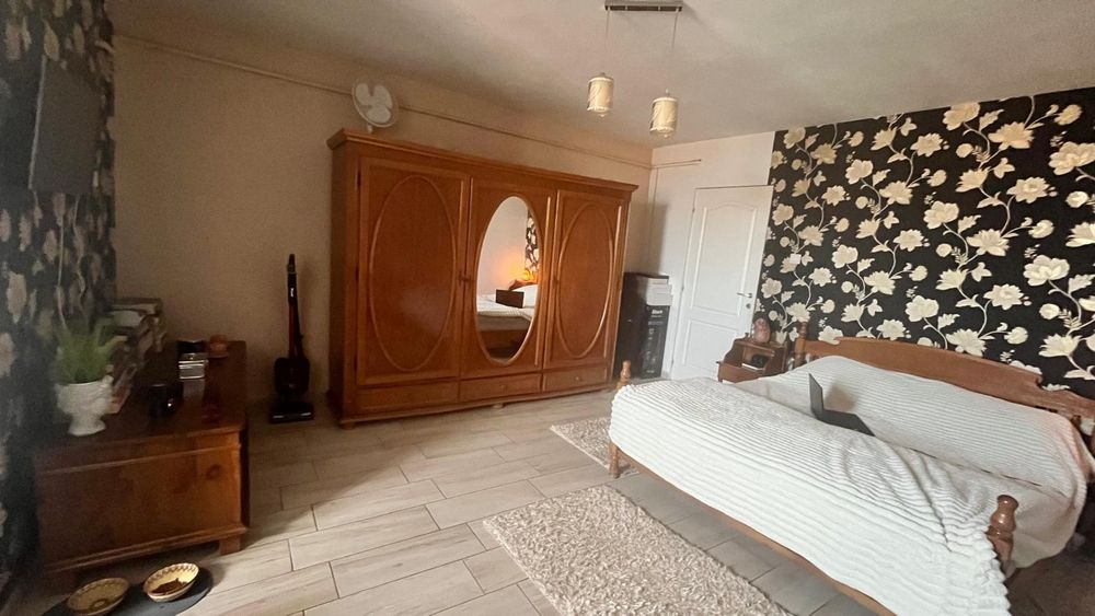 Vând garsoniera - Garsoniera Moderna, complet renovata & centrala proprie