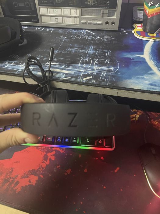 Vand casti razer gaming