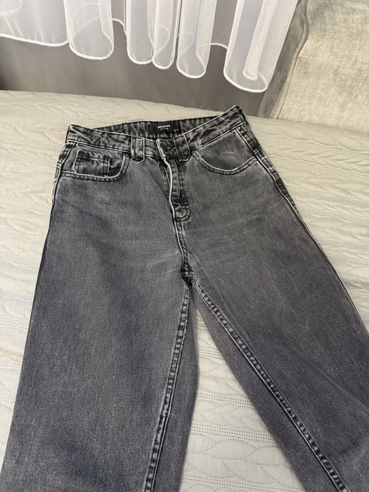 Продаю 2 пары джинс и кофту