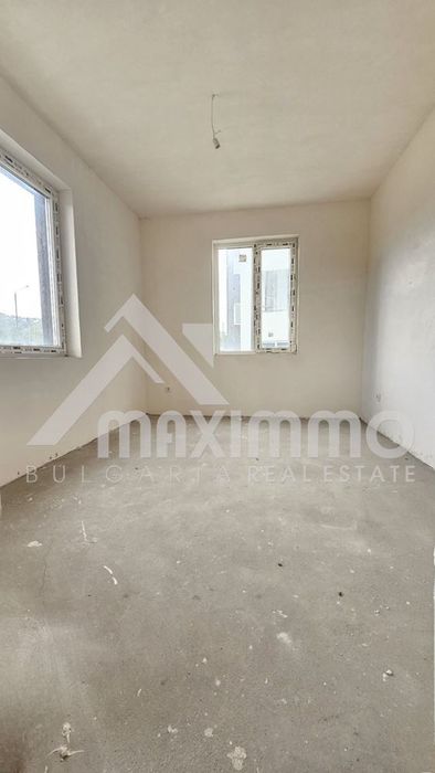 Продава се Тристаен апартамент в Варна, Кайсиева градина - 80 кв.м за 1438 €/кв.м - Снимка #2