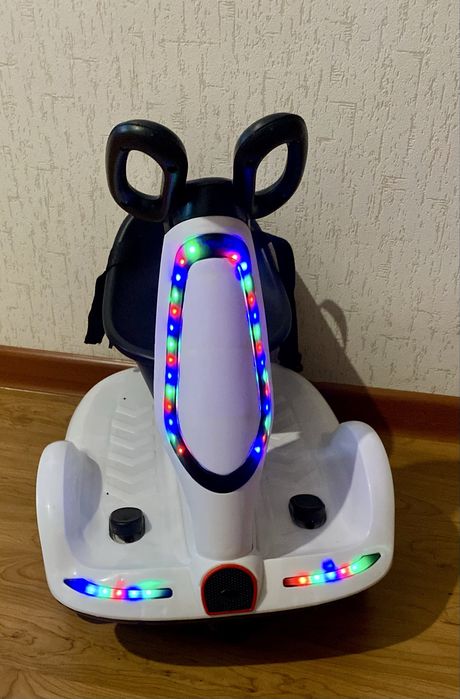 Детская электромашинка