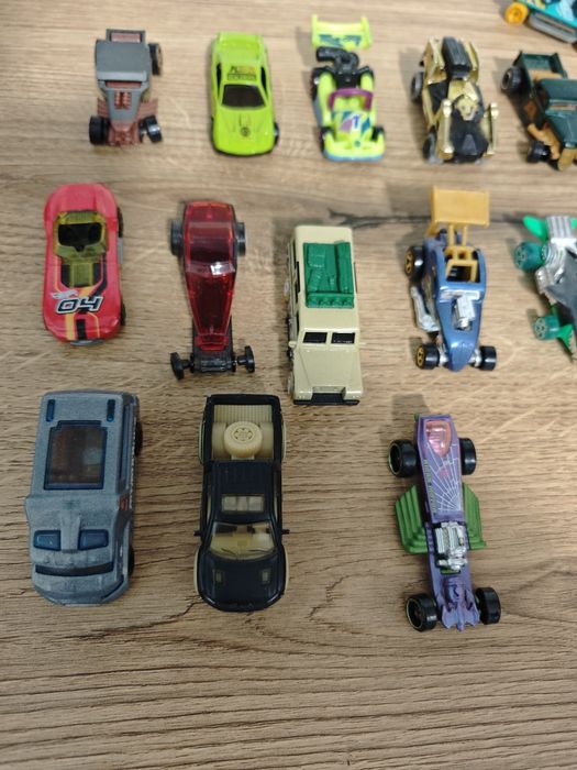 Колички Hot Wheels