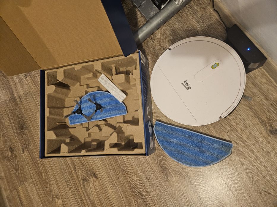 Aspirator robot beko + spalare