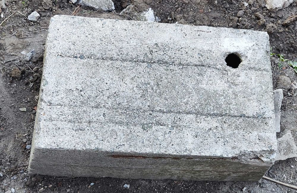 Бетонно корито за чешма