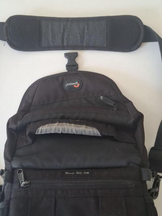 Geanta foto Lowepro Nova 160 AW