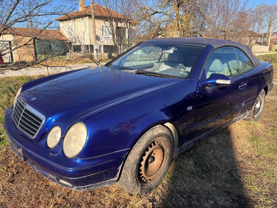 w208 2.0 бензин 136 на части цвят (935U)