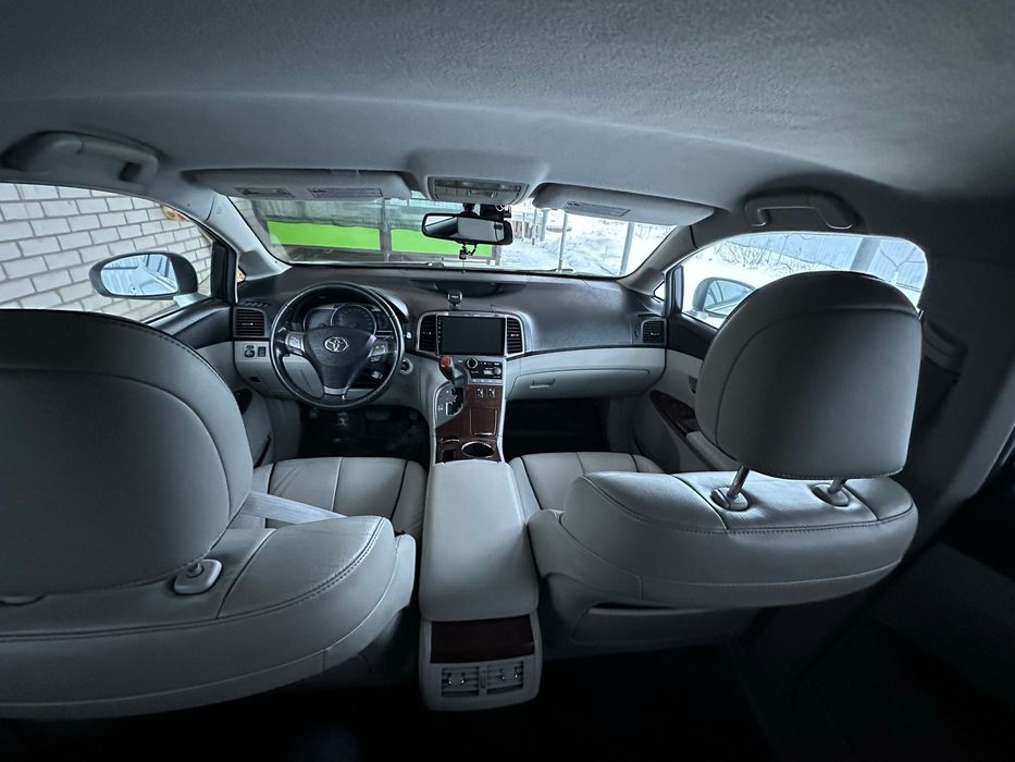 Продается Тойота "Венза"