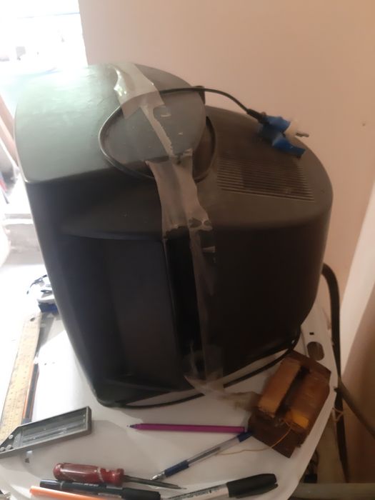 Продам телевизор.