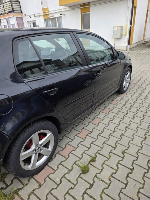 Volkswagen Golf 5 1.9 TDI – fiabil, economic și confortabil