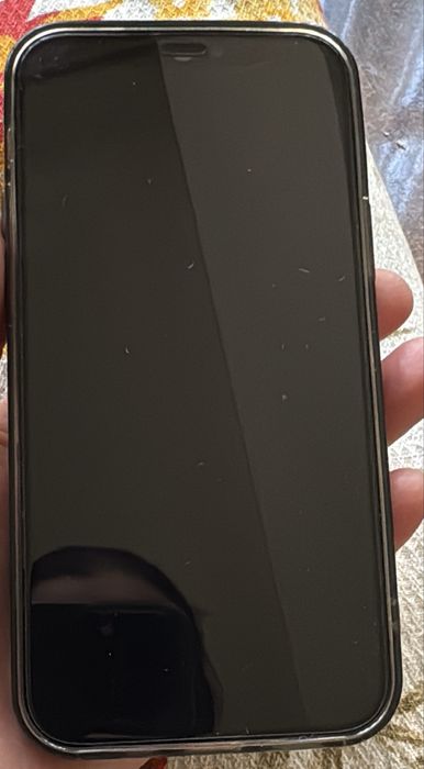 Продается айфон 12