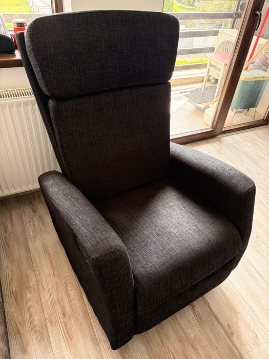 Oferta- Fotoliu rotativ cu recliner