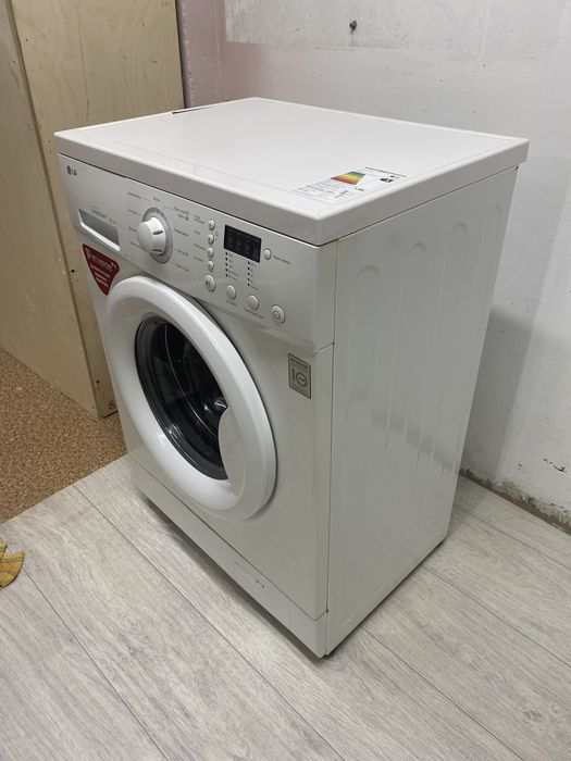 Продам стиральную машину