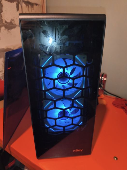 Геймърски компютър rx 6700 xt 12gb Ryzen7 5800x