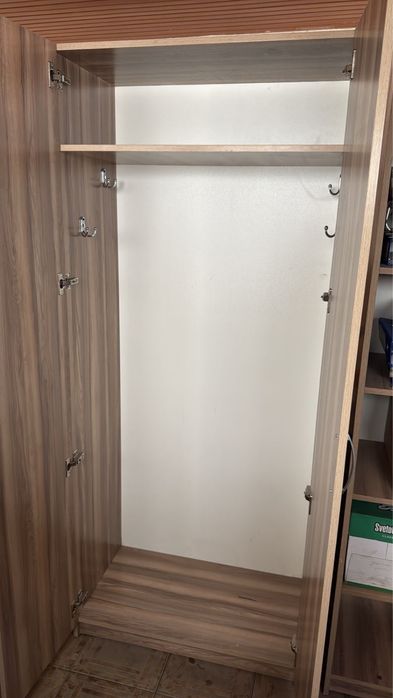 Продам мебель под офис
