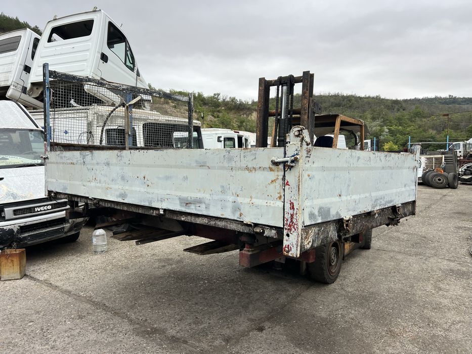 Тристранна Самосвално уредба iveco 3.10-2.00