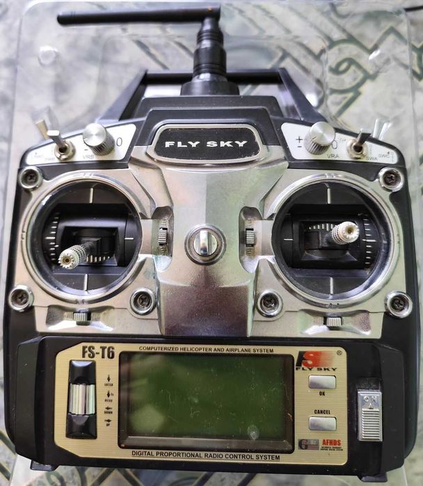 Управление на лодка за захранка FS-T6 FLY SKY