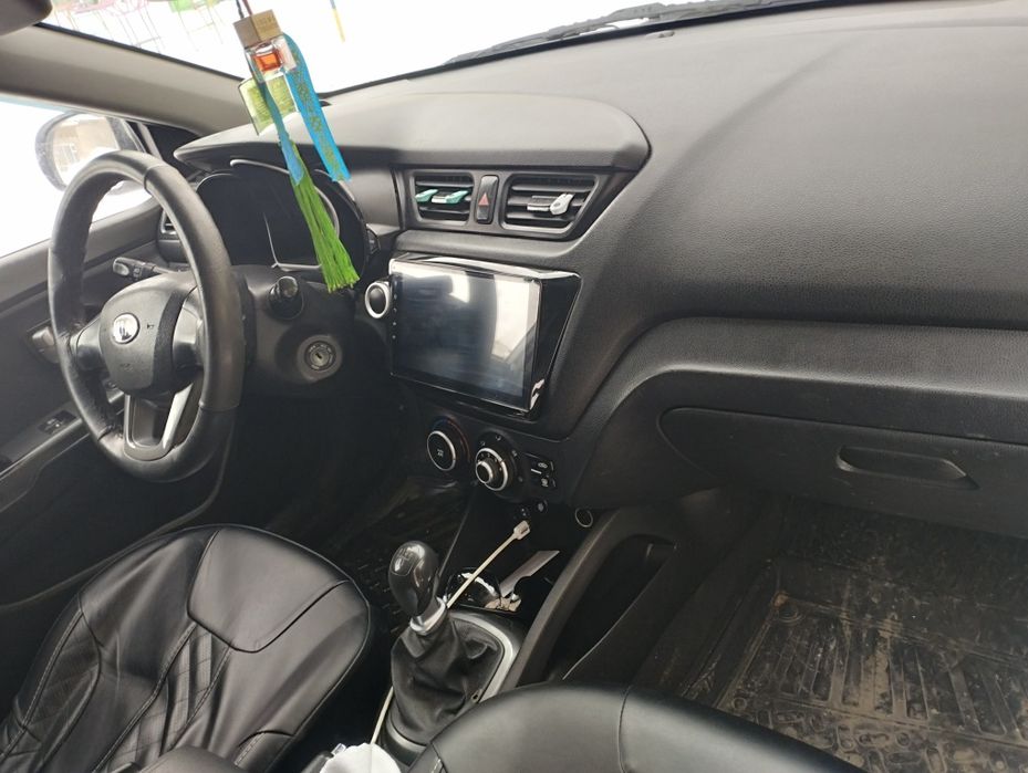 Продам киа рио  отличном состоянии.