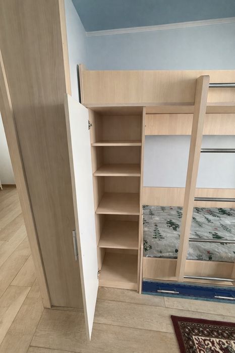 Продается кровать комплекс