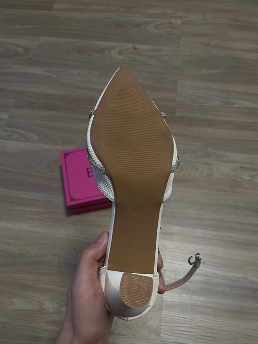 Продам туфли 39 размера