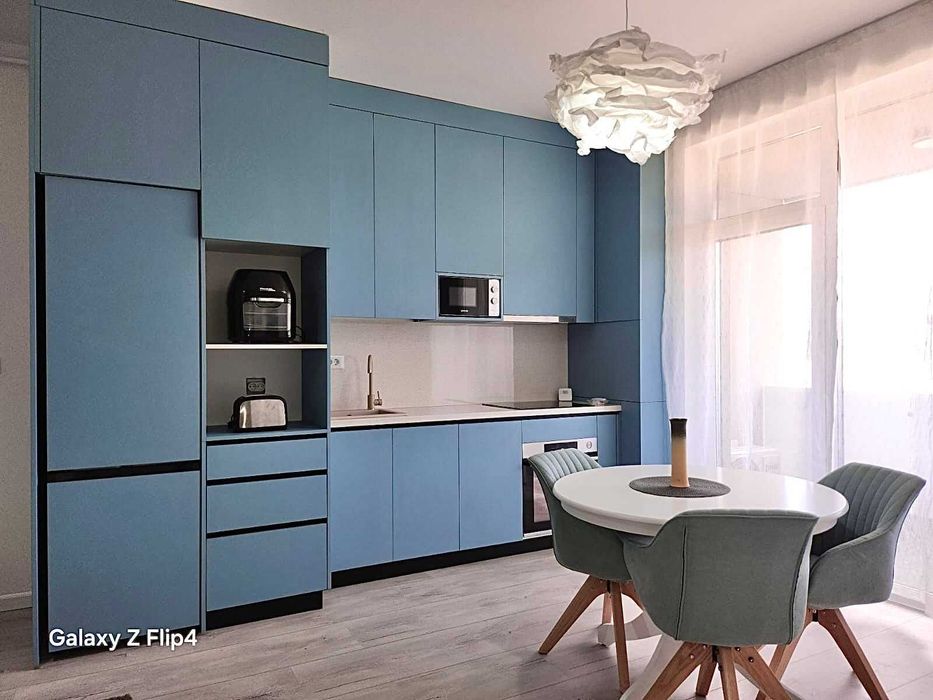 Închiriez apartament 2 camere, modern, parcare subterană, bloc nou – 52 mp