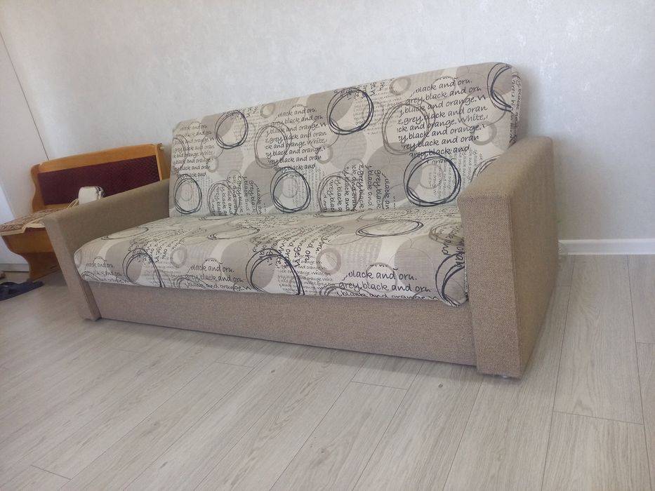 Продам диван 2.20