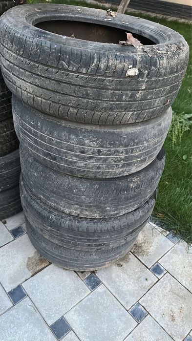 Автомобильная шина