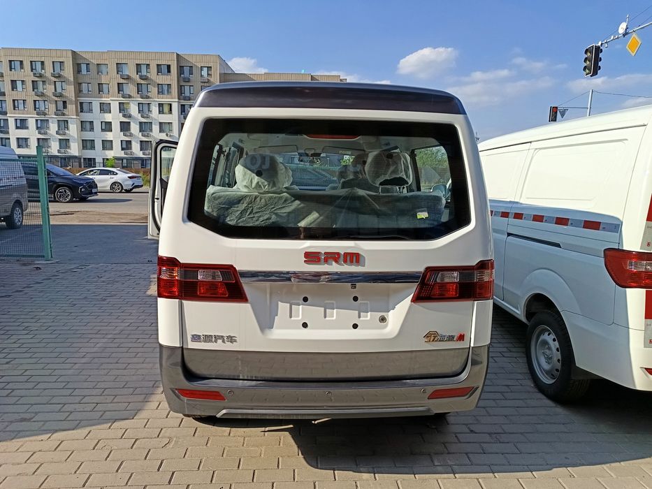 Минивэн SRM, 2024 года