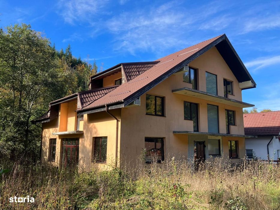 Casa pe Transfagarasan -constructie la gri 480 mp, 900 mp teren, parau