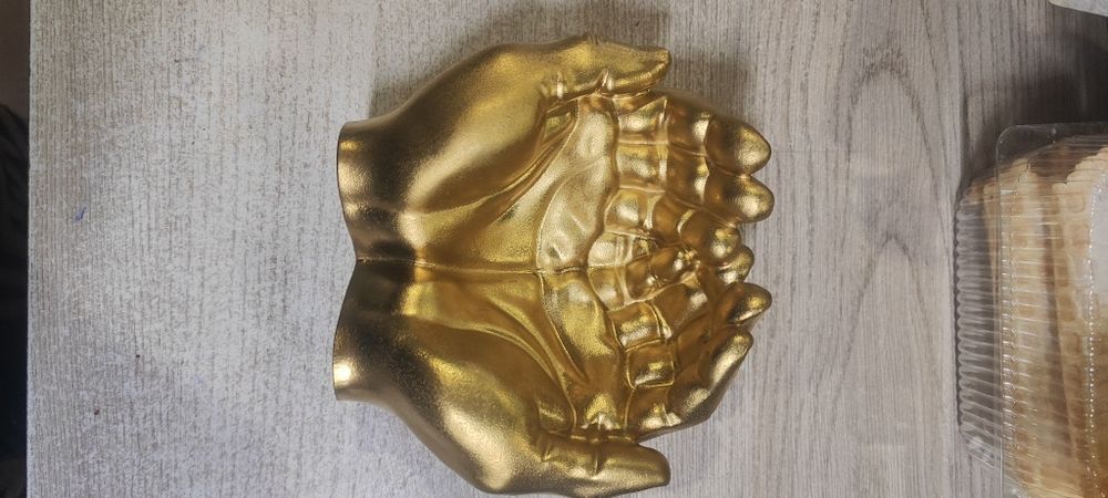 Руки Диониса , ручная работа