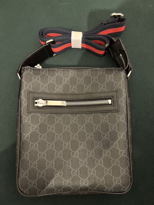 Gucci кожена мъжка чанта