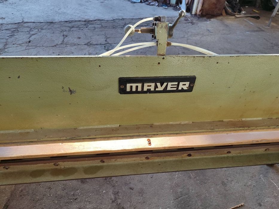 ръчна машина за рязане на фурнир 3100мм.