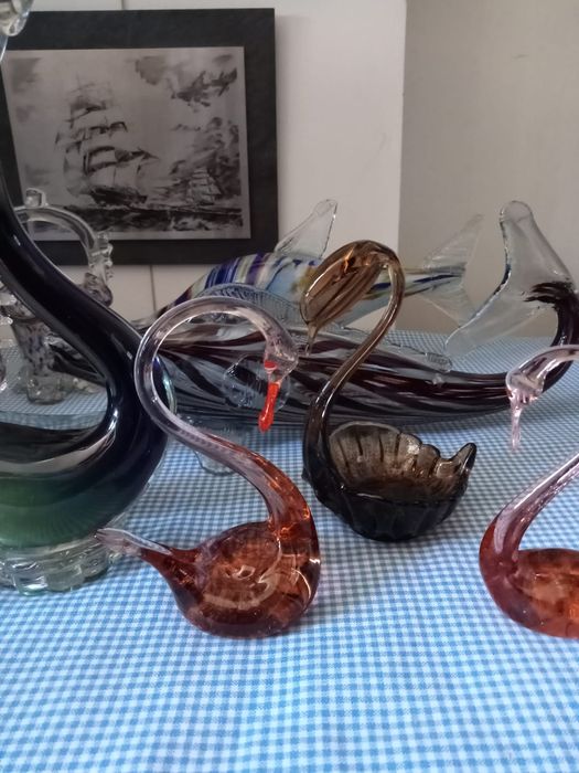 Peste din sticla, bibelouri, coșuleț, lebada,găină, perioada comunista