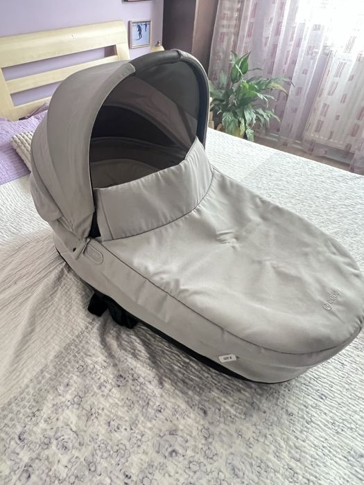 Cybex Cot s Lux - в перфекто състояние 250лв.Коша е ползван 3 месеца.