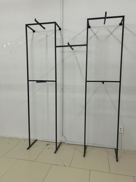 Стойки для Одежды! Продается срочно!