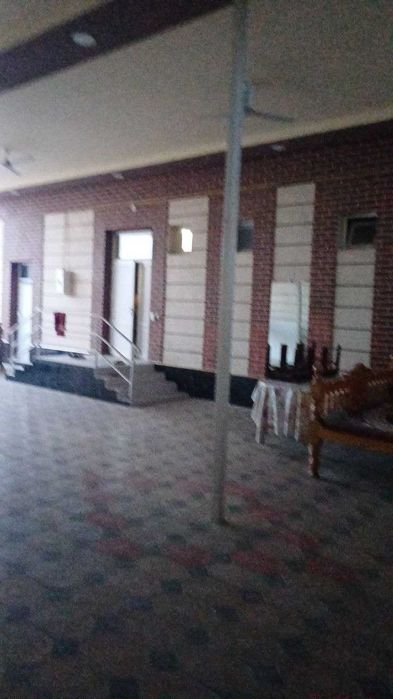 0.60 га ер майдонида 6 хонали уй