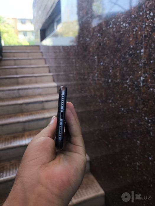 iPhone 11 128GB sotiladi