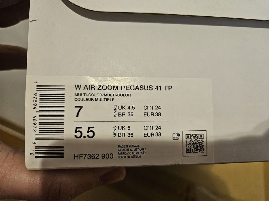 Adidasi noi nike air zoom pegasus