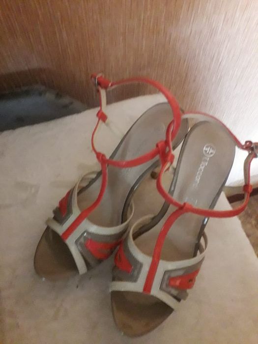 Продам босоножки! 1000 тенге!