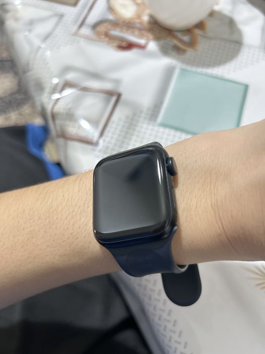 Смарт-часы Apple Watch