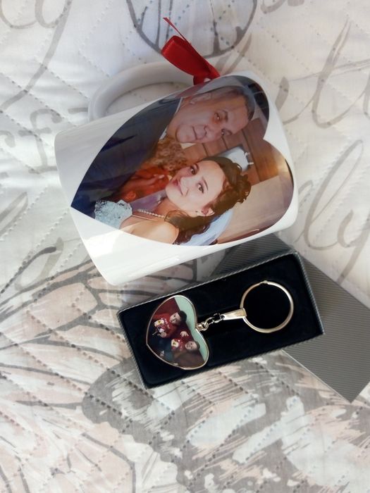 Подарък за Коледа - ключодържател с надпис или снимка