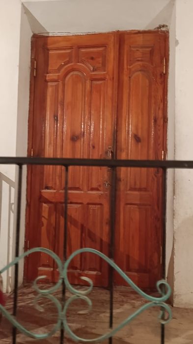 Эсік терезелер бар