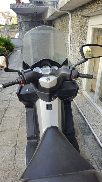 Продавам Мотор Пежо Сателис