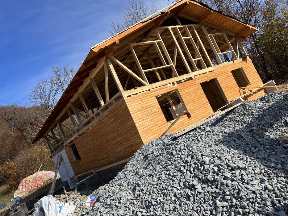Constructii cabane din lemn/ acoperisuri/ A-frames/ case