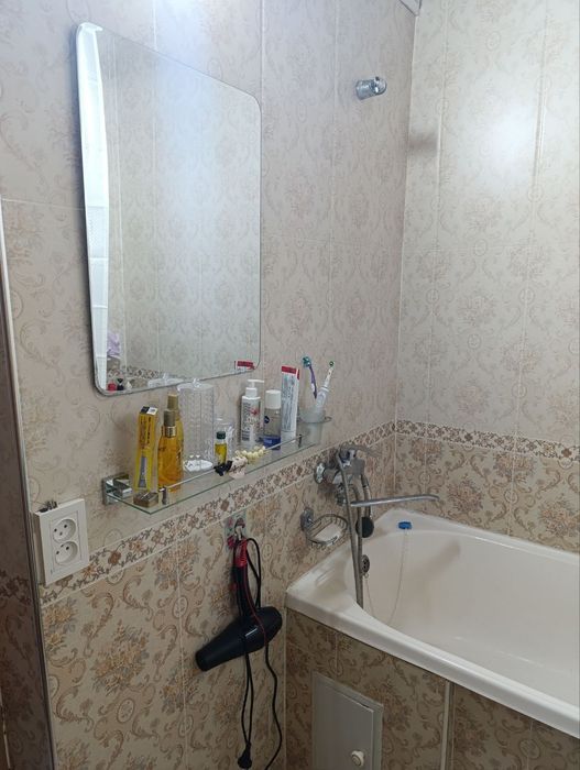 Продажа 2 ком квартиры 77-серии 2/1/4 в Янгихаетском районе